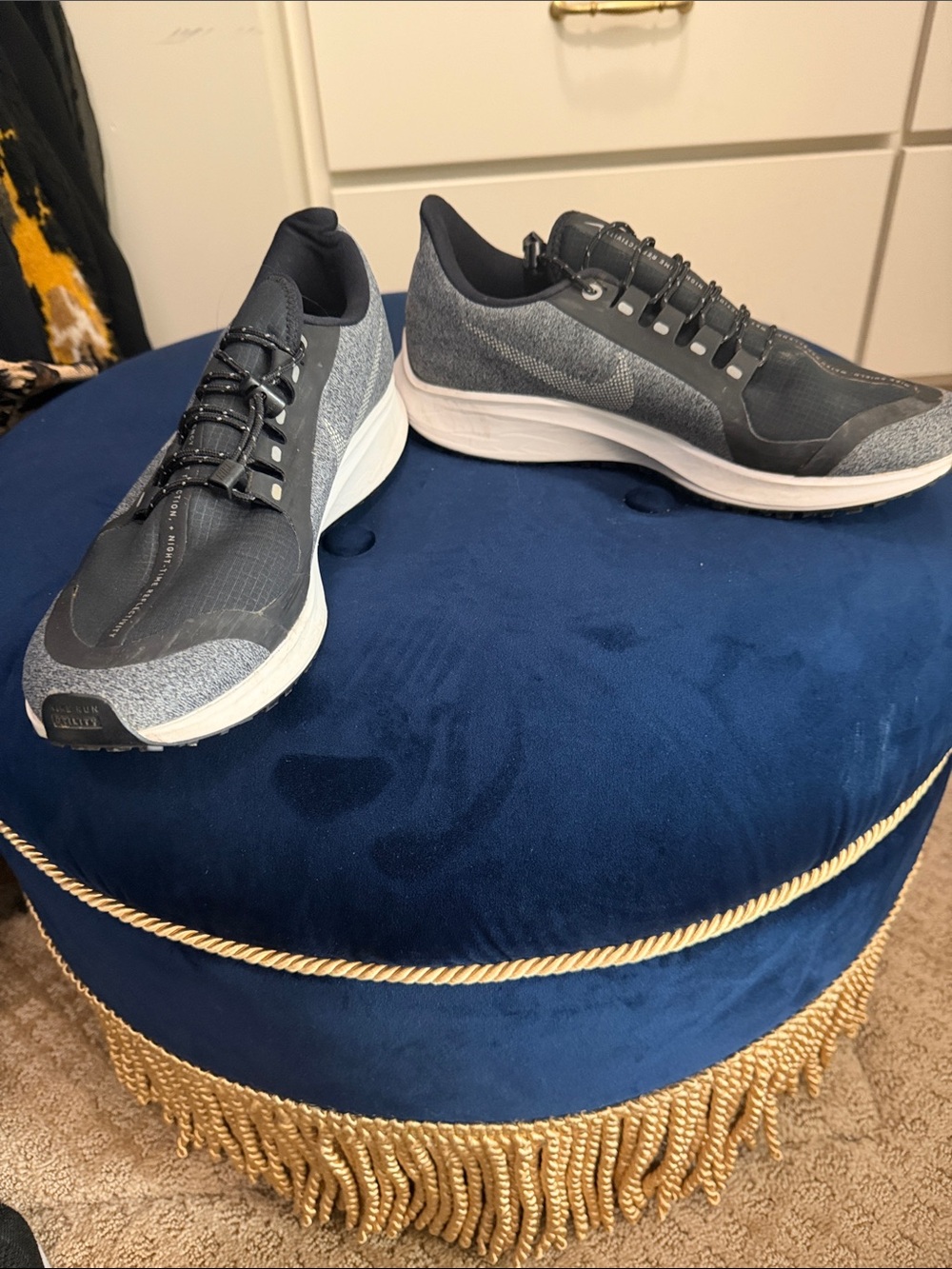 women’s Lightweight Grey Knit Sneakers - Comfortable Everyday Runner